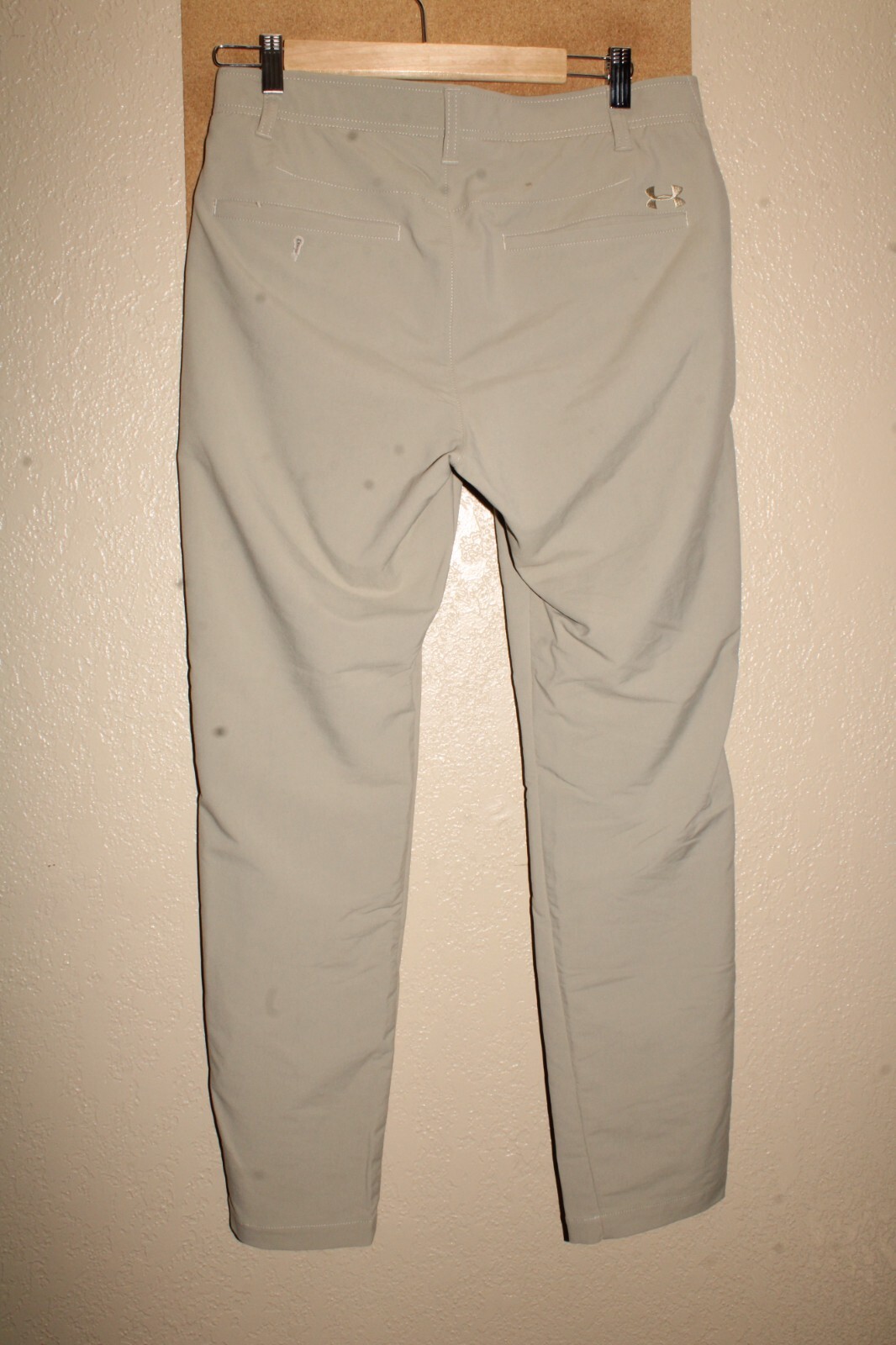 UNDER ARMOUR Mens 32"W 30"L 56Nylon beige golf Pants Combine ship