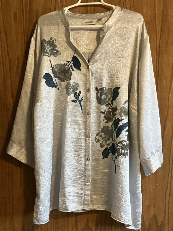 Avenue 30/32 (4x) Silver Silk Look Polyester Button Up Shirt With 3/4 Sleeves