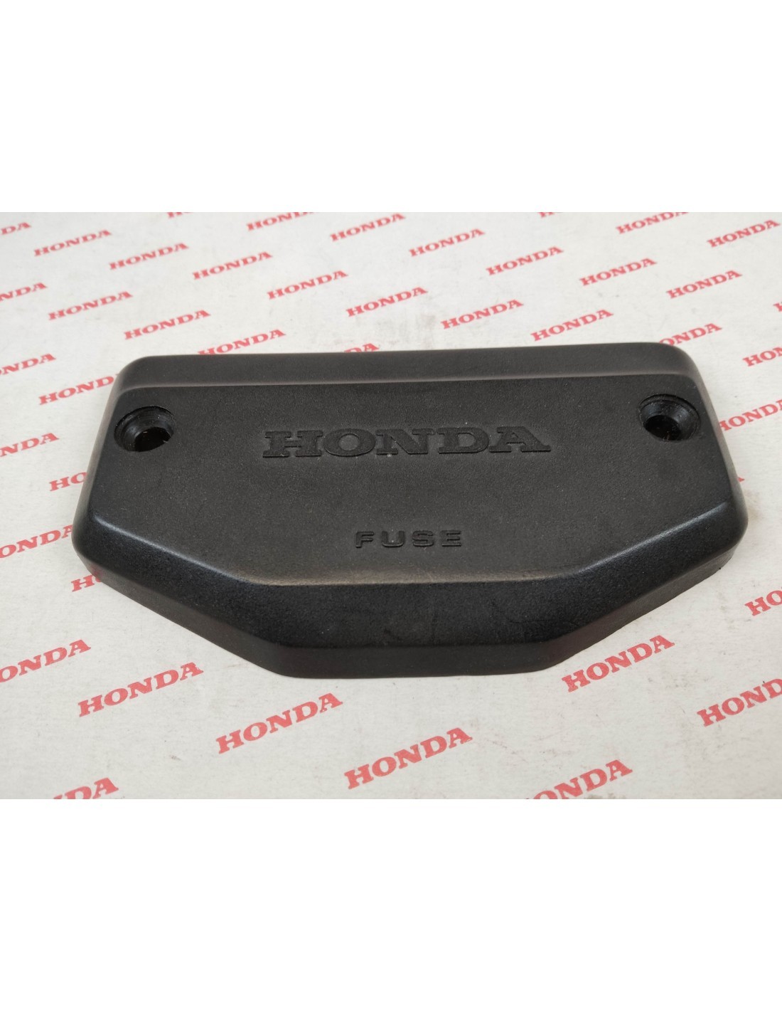 Couvercle boite fusibles moto Honda CB650 CB750 occasion reference 38210-425-000