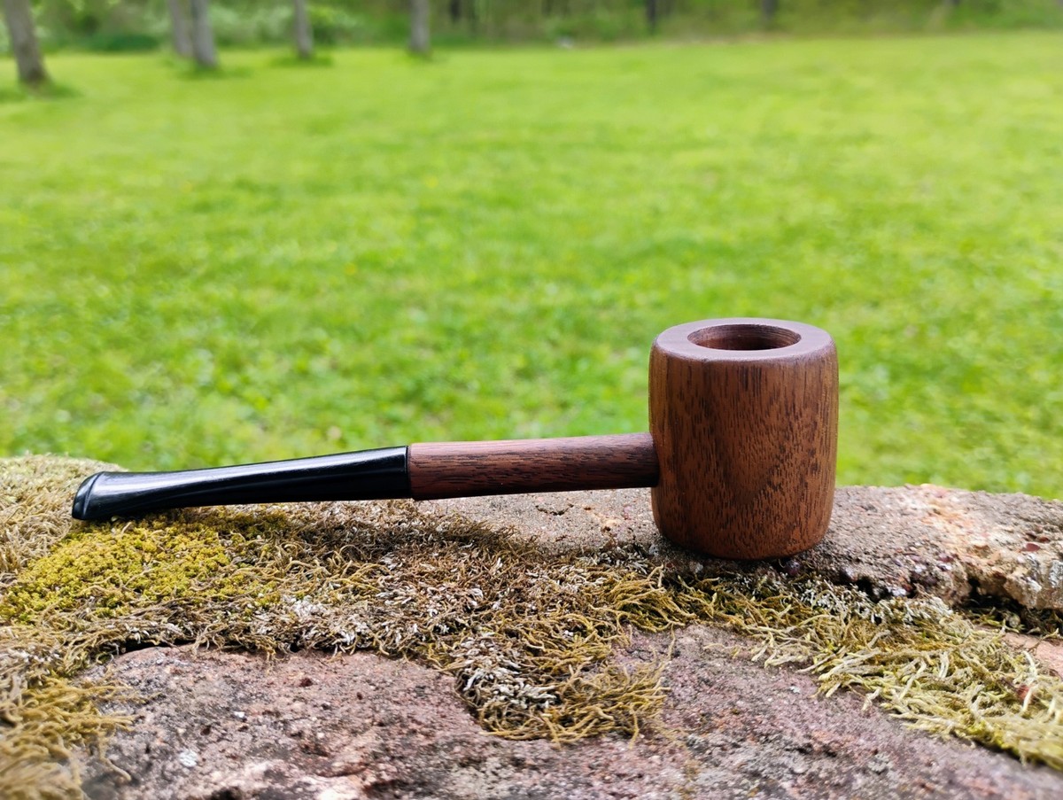 Made in USA Walnut Pipe Straight Stem Tobacco Smoking Pipe Corncob Style  Pipe