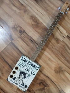 WEEKLYHOUSE CIGAR BOX GUITAR ACOUSTIC ELECTRIC 3 STRING Billy The Kid