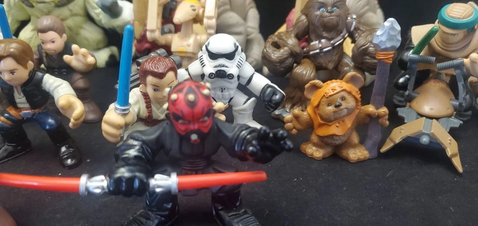 Hasbro Star Wars Galactic Heroes Lote de 23 Figuras/Animales/Vehículos Foto 3 de 4