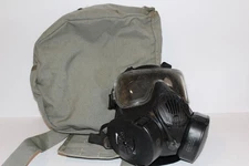 M50 Gas Mask size Medium with Filters and Carry Bag Avon Protective Respirator