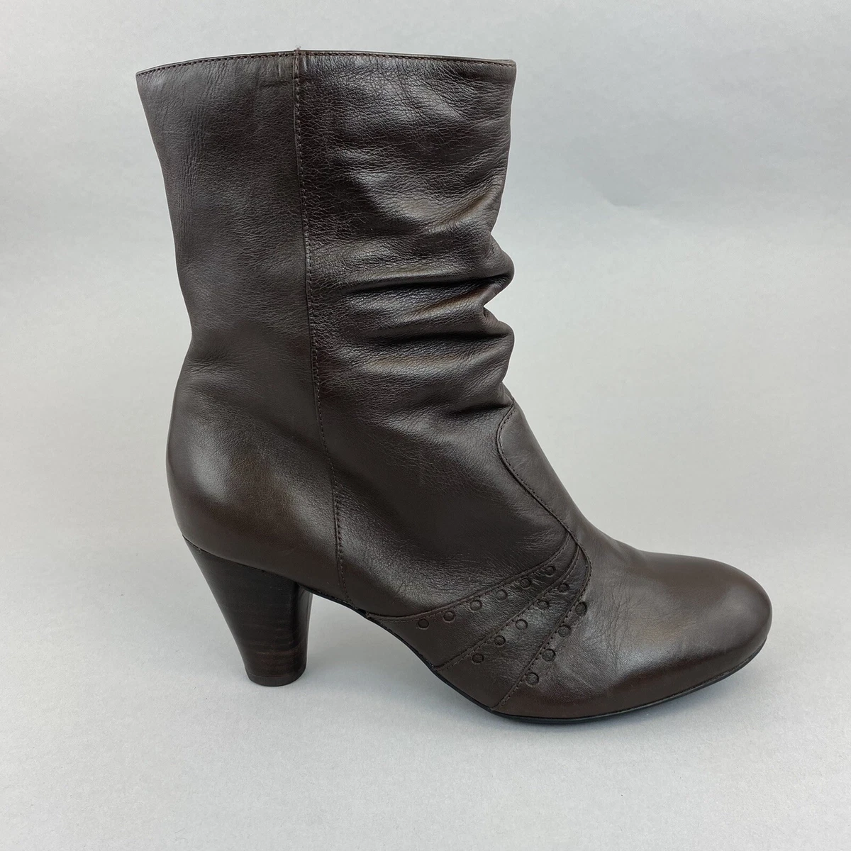 Clarks cheap softwear boots