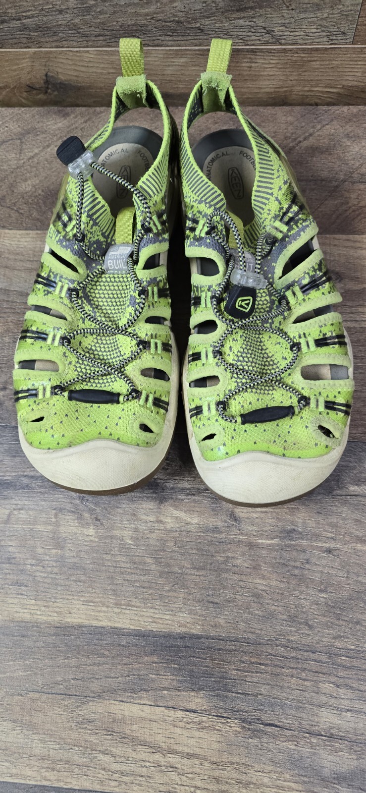 Sandali da trekking sportivi mimetici KEEN 'Evofit One' verde lime made in USA donna taglia 9