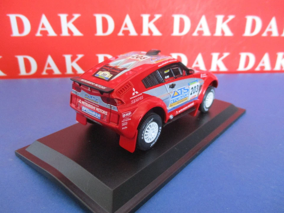 Die cast 1/43 Modellino Auto Mitsubishi Pajero Evolution Rally Paris Dakar 2004 - Immagine 3 di 3