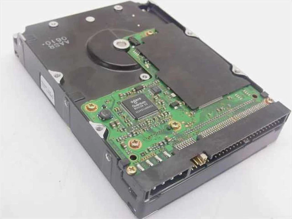 Dell 20.5GB 3.5" IDE Hard Drive - Quantum  35NTD - Image 3 of 4