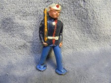 VINTAGE BARCLAY MANOIL LEAD WWII MARCHING MARINE FOOT SOLDIER W/RIFLE