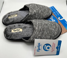 Floopi Women's HOUSE SLIPPERS Size Small GRAY