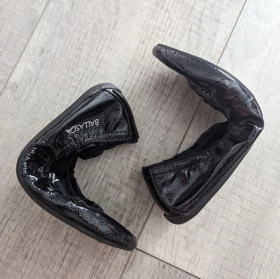 NEW Ballasox Black Foldable Patent Ballet Slipper Flats 7 by Corso Como - Image 2 of 4