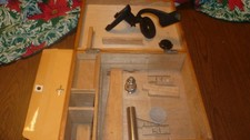 Microscope jeunesse années 40 dans sa boîte en bois