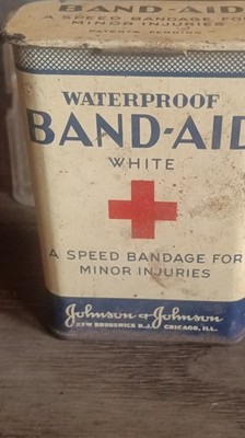 Johnson & Johnson Band-Aid Waterproof White Borated Pad Advertising Sign