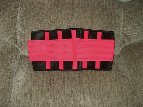 Women's Back Brace Black and Hot Pink Size XL Neoprene Adjustable New - Picture 2 of 2