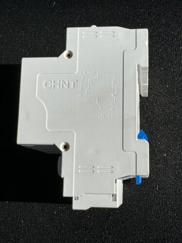 Nuovo CHINT * NXBLE-63 C63, Interruttore circuito a corrente 2P 230V - Foto 2 di 8