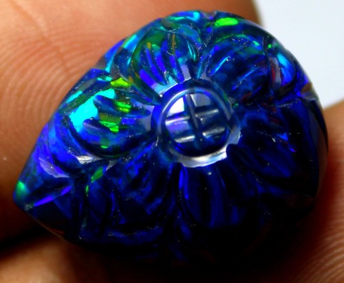 CERTIFIED Natural Black Smoked Ethiopian Opal Flower Carving Fire Stone 16.40 Ct - 第 11/17 張圖片