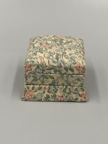Dollhouse Furniture Footstool Ottoman Floral
