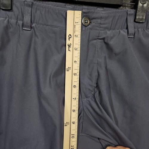 Under Armour Performance Shorts Men Sz 34 Grey Flat Front Heat Gear - Picture 9 of 12