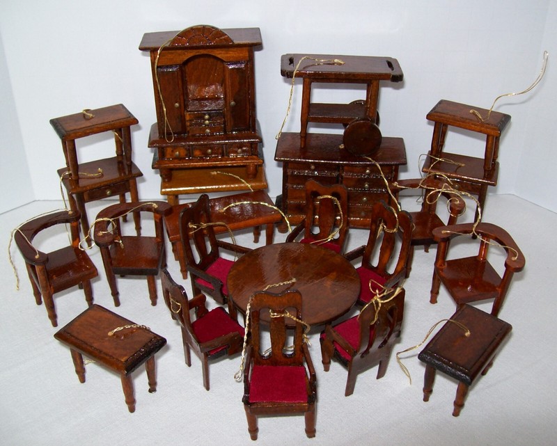 RARE VINTAGE CHRISTMAS ORNAMENTS WOODEN DOLLHOUSE FURNITURE SHAPED LOT OF 22