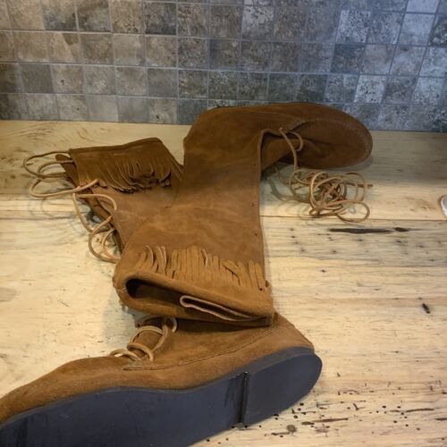 Minnetonka 1922 Fringe Knee High Boots Front Lace Brown Moccasin Men’s Sz 9 NEW - Picture 12 of 20