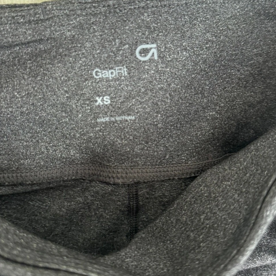 GAP Fit XS Gray Athletic Yoga Shorts Polyester Nylon Spandex - Image 3 of 4