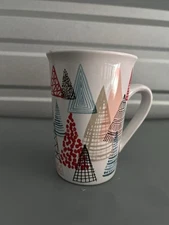 Starbucks 2018 11oz  Coffee Tea Mug Christmas Trees Holidays Limited Edition