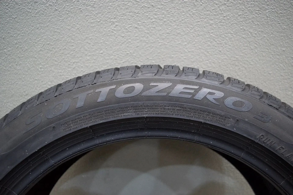 1x Pirelli SottoZero 3 RFT RSC* 245 45 R19 102V Winterreifen Winter DOT20 4,6 mm - Bild 3 von 4