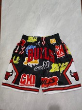 Pantaloncini da basket uomo Chicago Bulls neri tasca graffiti nuovi