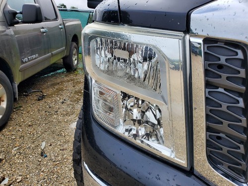 Used Right Headlight Assembly fits: 2017 Nissan Titan xd halogen Right Grade A
