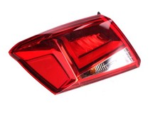 6F9945207B Rückleuchte außen links SEAT Arona (KJ7) 1.0 TSI  85 kW  115 PS (07.