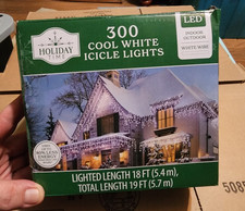 New  Holiday Time LED Icicle Christmas Lights Cool White   300 Count, 18 ft