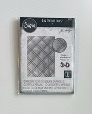 Sizzix 3D Texture Fades Embossing Folder By Tim Holtz Quilted New