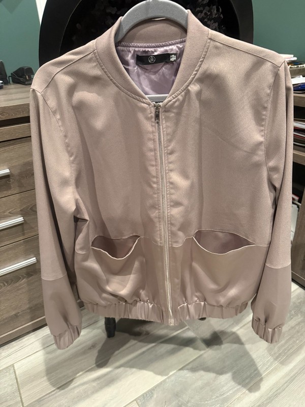 Nordstrom Satin Bomber Jacket (Dusty Purple) Size 8/ Medium. GUC.