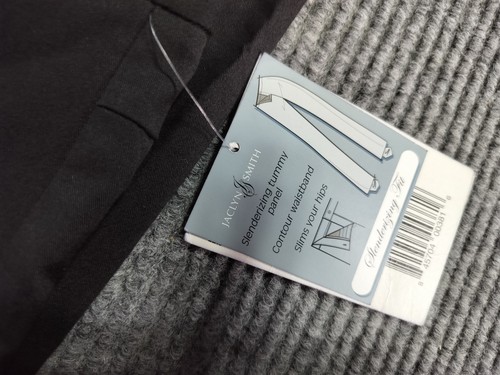 Jacklyn Smith Black Pants Slenderizing Fit 16 Dress Pants Zipper Career Work New - Picture 9 of 16