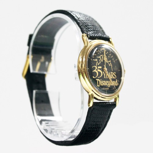 Genuine Lorus 35 Year Disneyland Anniversary Analog Gold Black Collectors Watch - Picture 2 of 5
