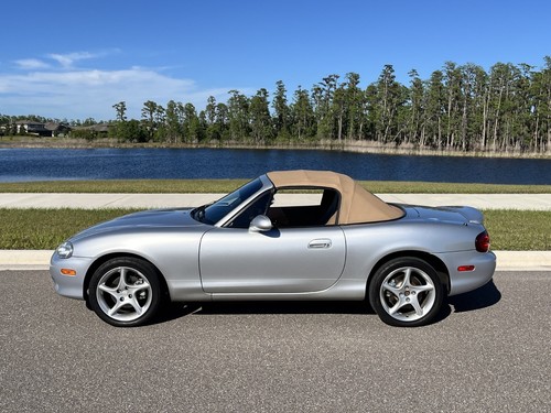 2002 Mazda MX-5 Miata LS - Picture 6 of 18