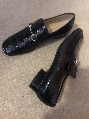 ladies black gucci trainers