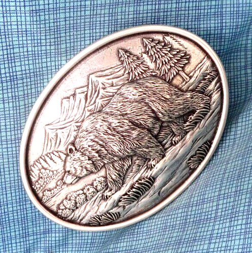 Grizzly Bear Belt Buckle Nature Mountain Stream Sportsman Vtg 80s Nocona .SHY928