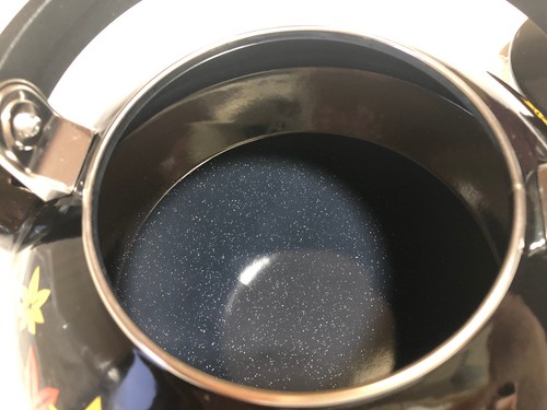 MOMIJI. . RAREST OF RARE LE CREUSET!!-tea kettle maple leaf - Picture 13 of 13
