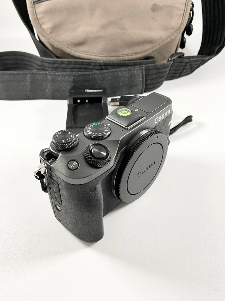 Canon EOS M6, photo 2 of 5