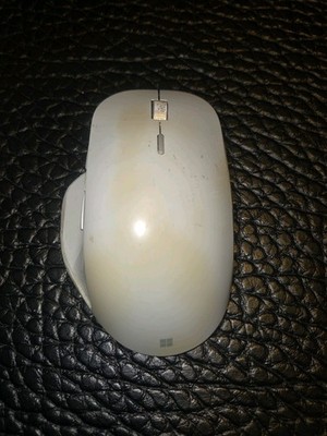 Microsoft Surface Precision 1818 Wireless Bluetooth Ergonomic Mouse Read White