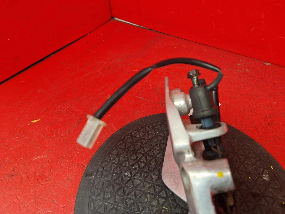 REPOSAPIÉS DERECHO YAMAHA XJ 600 1998 Foto 2 de 4