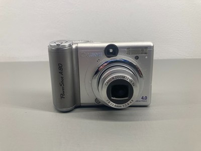 Canon PowerShot A80 4.0MP Flip Screen Digital Camera Turns On for