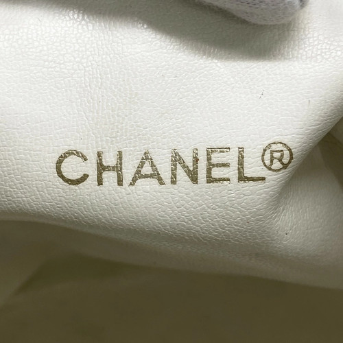 6eb1013 k CHANEL Shoulder Bag Bicolor Chain Shoulder Leather White Gold Hardware - Picture 14 of 15
