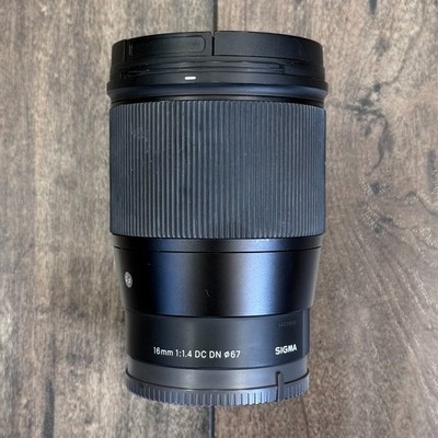 SIGMA 16/1.4 16mm f1.4 Lens with Front and Rear Caps, Canon Mount (EF-M)