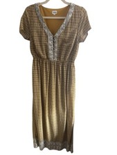 Emberley Yellow Floral Maxi Dress Size Medium Contrasting Hem Buttoned Bodice