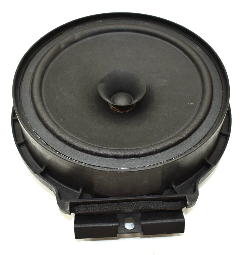 Chevrolet Silverado 2500HD 3500HD 2020-2023 OEM altavoz trasero puerta lateral derecha o derecha Foto 2 de 4