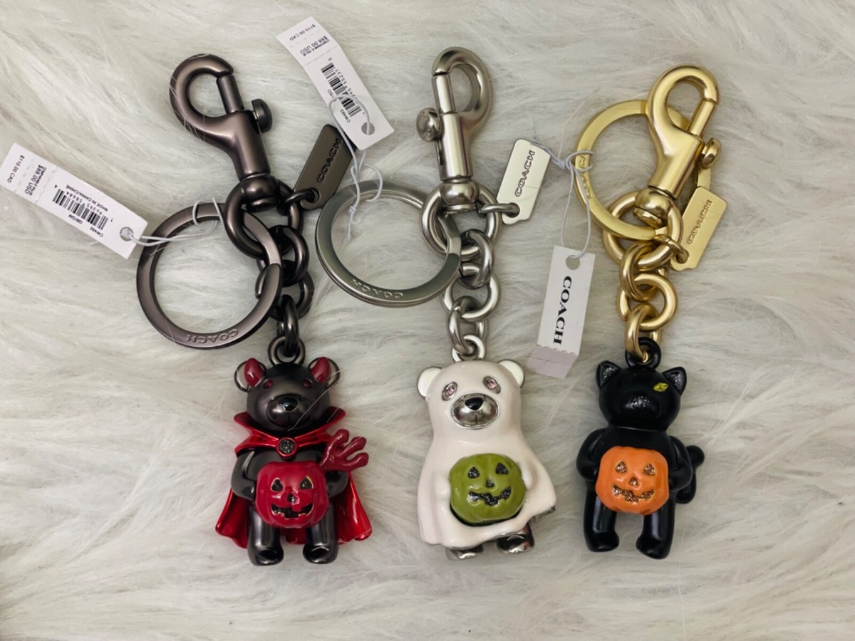 バッグ WAKE Bear Key Charm WAKE x Setinn bag COACH® Outlet | Collectible Bear Bag Charm In Signature Canvas