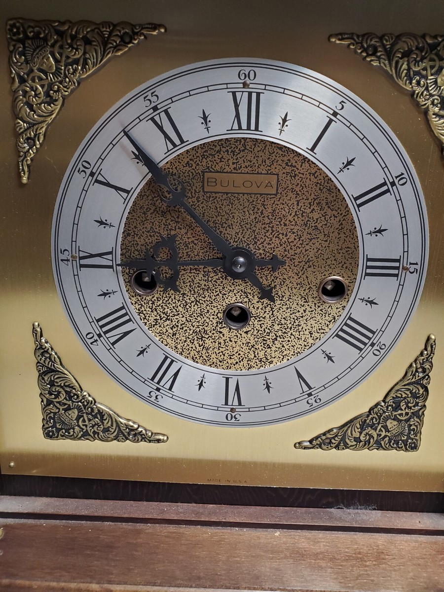 VTG BULOVA Wood Mantle Wind-Up Key Clock 340-020 West Germany