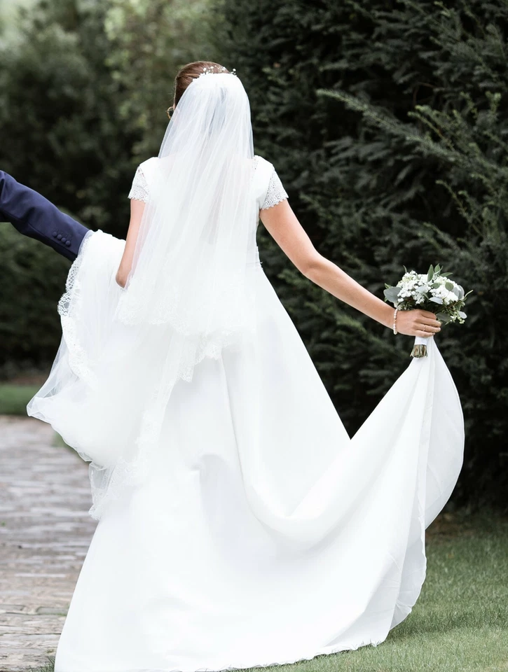 Robe de mariée trapèze, guipure & mousseline, dos en V, taille 34- 36 - Photo 3/4