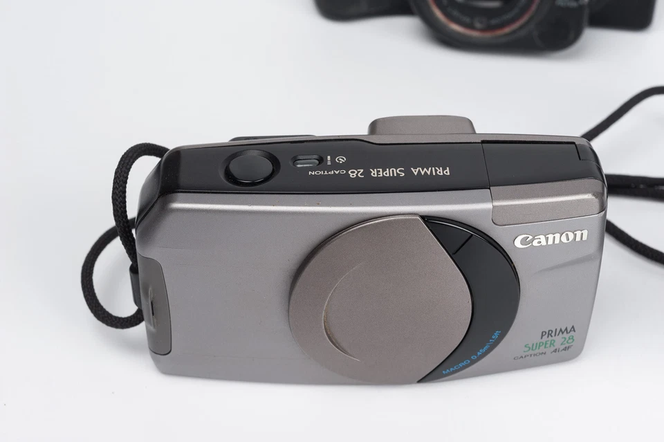 Lote de cámaras compactas canon para piezas ( no funcionan) - Imagen 2 de 4